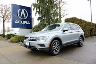 2019 Volkswagen Tiguan 3VV2B7AX2KM189212 2019 Volkswagen Tiguan