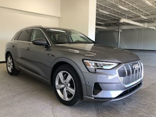 2019 Audi e-tron WA1LABGE4KB021958 2019 Audi e-tron