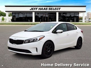 2017 Kia Forte 3KPFK4A70HE022140 2017 Kia Forte