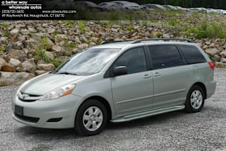 2010 Toyota Sienna LE 7-Passenger 5TDKK4CC0AS321440 2010 Toyota Sienna LE 7-Passenger