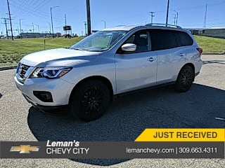 2017 Nissan Pathfinder S 5N1DR2MM1HC908494 2017 Nissan Pathfinder S