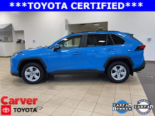 2019 Toyota RAV4 XLE JTMP1RFV3KJ009937 2019 Toyota RAV4 XLE