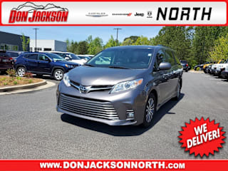 2018 Toyota Sienna XLE Premium 8-Passenger 5TDYZ3DC1JS928462 2018 Toyota Sienna XLE Premium 8-Passenger