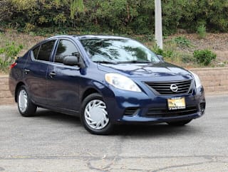 2013 Nissan Versa 3N1CN7AP0DL844974 2013 Nissan Versa