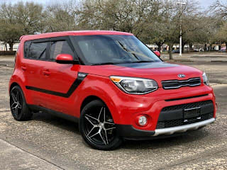 2017 Kia Soul + KNDJP3A55H7462858 2017 Kia Soul +