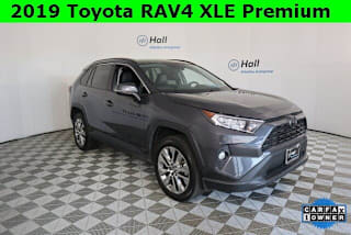 2019 Toyota RAV4 XLE Premium 2T3A1RFV1KW044922 2019 Toyota RAV4 XLE Premium