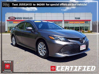2018 Toyota Camry LE 4T1B11HK4JU552415 2018 Toyota Camry LE
