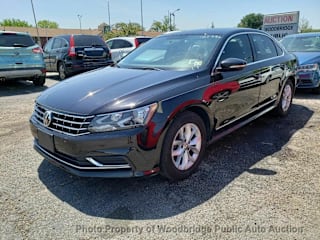 2017 Volkswagen Passat 1.8T S 1VWAT7A33HC052081 2017 Volkswagen Passat 1.8T S