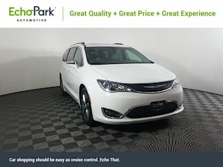 2018 Chrysler Pacifica Limited 2C4RC1GG3JR229156 2018 Chrysler Pacifica Limited