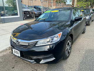 2017 Honda Accord LX 1HGCR2F32HA304535 2017 Honda Accord LX