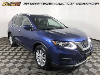 2018 Nissan Rogue SV 5N1AT2MV1JC808219 2018 Nissan Rogue SV