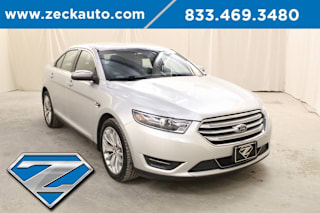 2017 Ford Taurus 1FAHP2F82HG104313 2017 Ford Taurus
