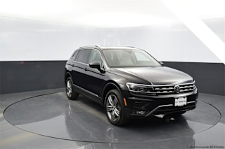 2019 Volkswagen Tiguan 3VV4B7AX3KM007185 2019 Volkswagen Tiguan