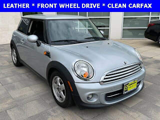 2011 MINI Cooper Base WMWSU3C51BT093633 2011 MINI Cooper Base