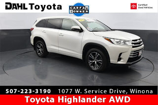2018 Toyota Highlander LE 5TDBZRFH6JS800722 2018 Toyota Highlander LE