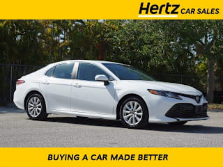 2019 Toyota Camry LE 4T1B11HK6KU241571 2019 Toyota Camry LE