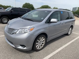 2017 Toyota Sienna LE 7-Passenger 5TDJZ3DC8HS154612 2017 Toyota Sienna LE 7-Passenger