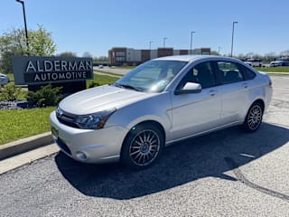 2010 Ford Focus SES 1FAHP3GN7AW156297 2010 Ford Focus SES