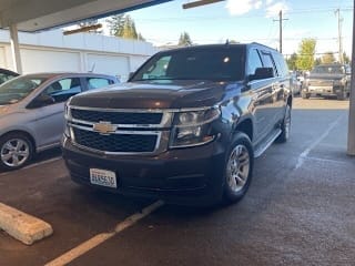 2017 Chevrolet Suburban LT 1500 1GNSKHKC6HR137659 2017 Chevrolet Suburban LT 1500