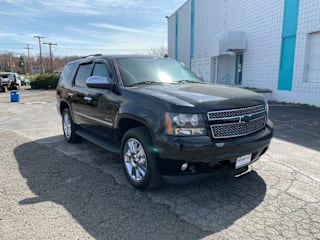 2010 Chevrolet Tahoe LTZ 1GNUKCE02AR117976 2010 Chevrolet Tahoe LTZ