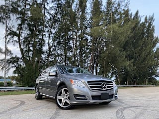2012 Mercedes-Benz R-Class 4JGCB5HE5CA142925 2012 Mercedes-Benz R-Class