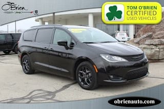 2020 Chrysler Pacifica Touring L Plus 2C4RC1EG4LR109405 2020 Chrysler Pacifica Touring L Plus