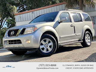 2011 Nissan Pathfinder LE 5N1AR1NN5BC621655 2011 Nissan Pathfinder LE
