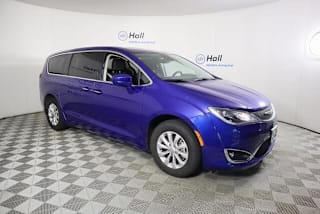 2019 Chrysler Pacifica Touring Plus 2C4RC1FGXKR714994 2019 Chrysler Pacifica Touring Plus