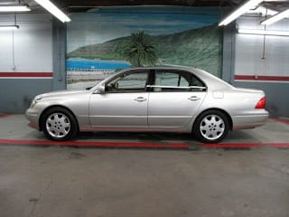 2003 Lexus LS 430 Base JTHBN30F030112106 2003 Lexus LS 430 Base