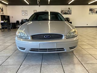 2007 Ford Taurus SE 1FAFP53U07A180530 2007 Ford Taurus SE