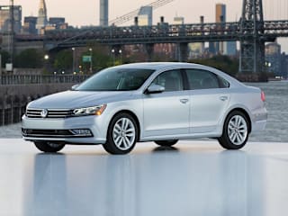 2016 Volkswagen Passat 1.8T SEL Premium PZEV 1VWCT7A34GC011790 2016 Volkswagen Passat 1.8T SEL Premium PZEV