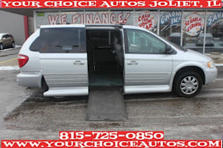 2005 Chrysler Town and Country 2C4GP64L85R242453 2005 Chrysler Town and Country