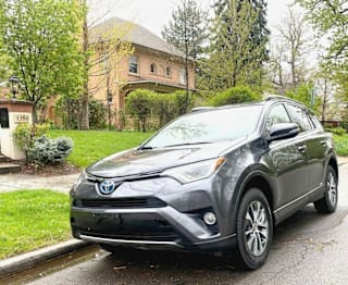 2016 Toyota RAV4 Hybrid XLE JTMRJREV1GD044184 2016 Toyota RAV4 Hybrid XLE