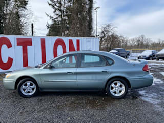 2005 Ford Taurus 1FAFP53285A164331 2005 Ford Taurus