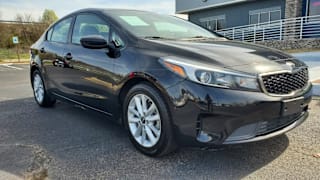 2017 Kia Forte 3KPFL4A73HE020895 2017 Kia Forte