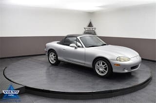 2001 Mazda MX-5 Miata Base JM1NB353110217658 2001 Mazda MX-5 Miata Base