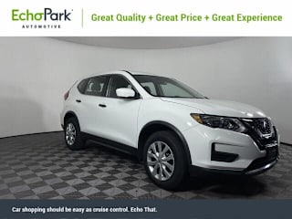 2018 Nissan Rogue S KNMAT2MV8JP553176 2018 Nissan Rogue S