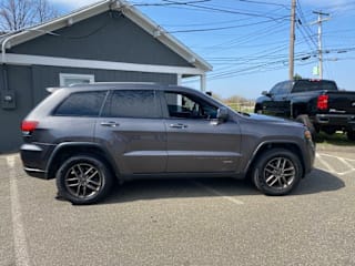 2016 Jeep Grand Cherokee Laredo 1C4RJFAG0GC420871 2016 Jeep Grand Cherokee Laredo
