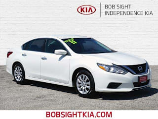 2017 Nissan Altima 1N4AL3AP8HC235870 2017 Nissan Altima