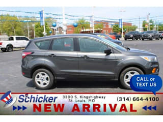 2017 Ford Escape S 1FMCU0F72HUE35625 2017 Ford Escape S