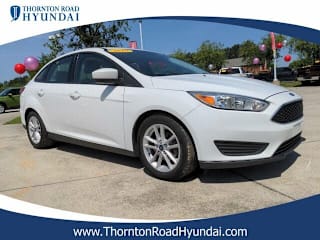 2018 Ford Focus SE 1FADP3F2XJL220047 2018 Ford Focus SE