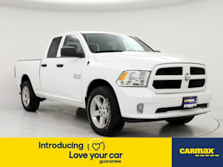 2018 Ram Pickup 1500 Express 1C6RR7FG4JS189758 2018 Ram Pickup 1500 Express