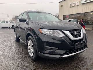 2018 Nissan Rogue S KNMAT2MV3JP516200 2018 Nissan Rogue S