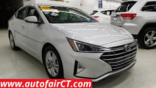 2019 Hyundai Elantra KMHD84LFXKU746450 2019 Hyundai Elantra