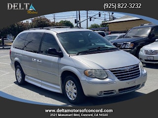 2006 Chrysler Town and Country Limited 2A8GP64L56R674752 2006 Chrysler Town and Country Limited