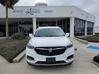 2020 Buick Enclave Essence 5GAEVAKW5LJ111996 2020 Buick Enclave Essence
