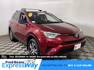 2018 Toyota RAV4 JTMBFREV8JD236664 2018 Toyota RAV4