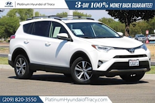 2016 Toyota RAV4 XLE JTMRFREV8GJ088640 2016 Toyota RAV4 XLE