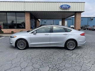 2017 Ford Fusion SE 3FA6P0HD4HR136565 2017 Ford Fusion SE