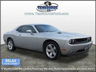 2012 Dodge Challenger SXT 2C3CDYAG3CH208583 2012 Dodge Challenger SXT
